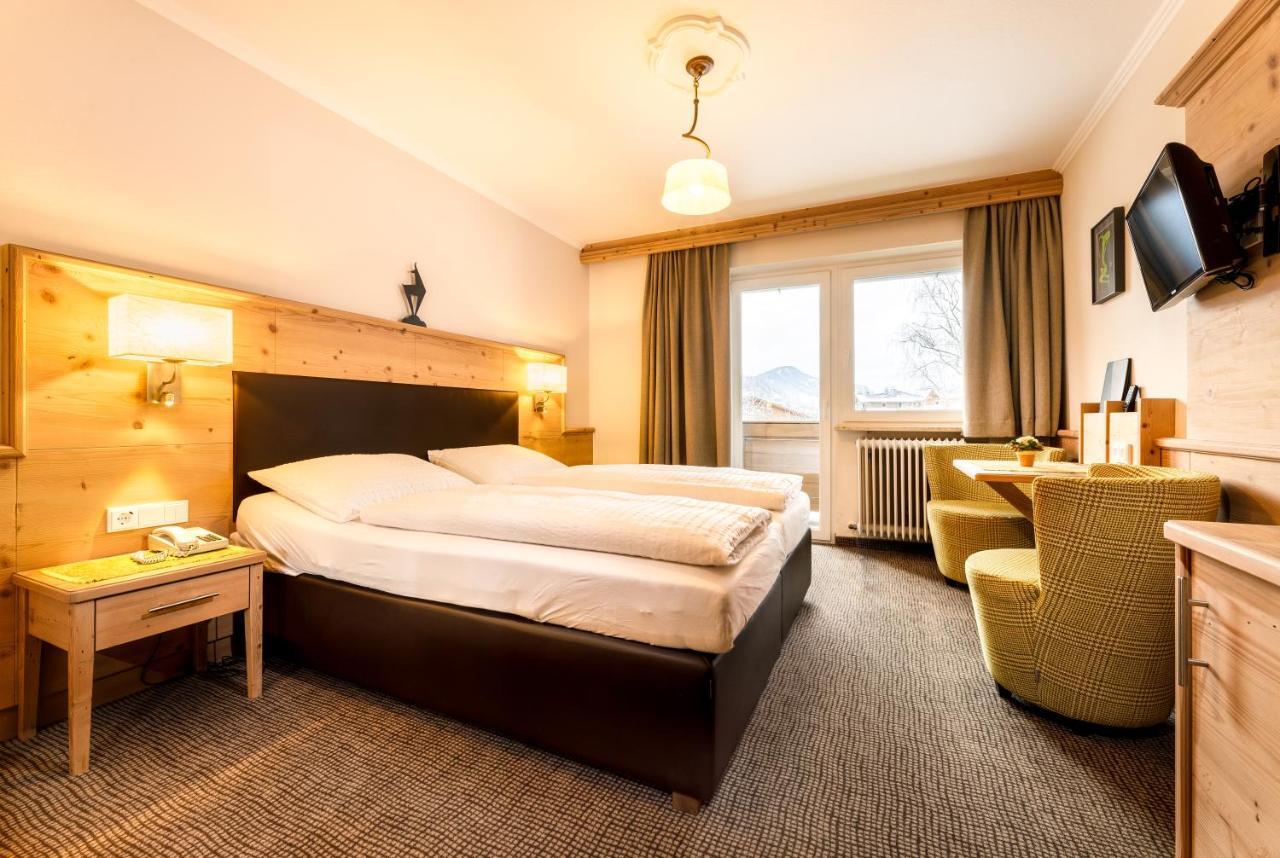 Hotel Garni Entstrasser كيتزبوهيل المظهر الخارجي الصورة