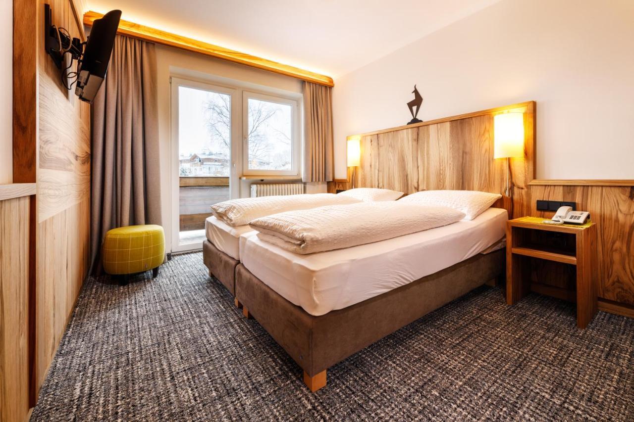Hotel Garni Entstrasser كيتزبوهيل المظهر الخارجي الصورة